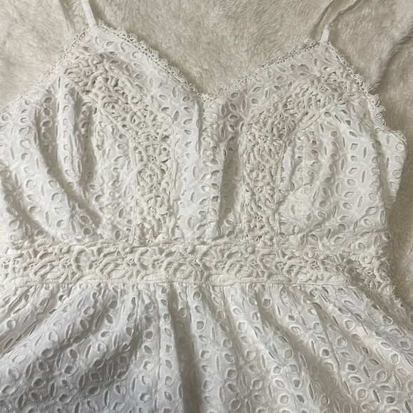 NWT Japna White Top‎ With Adjustable Straps - Picture 2 of 7